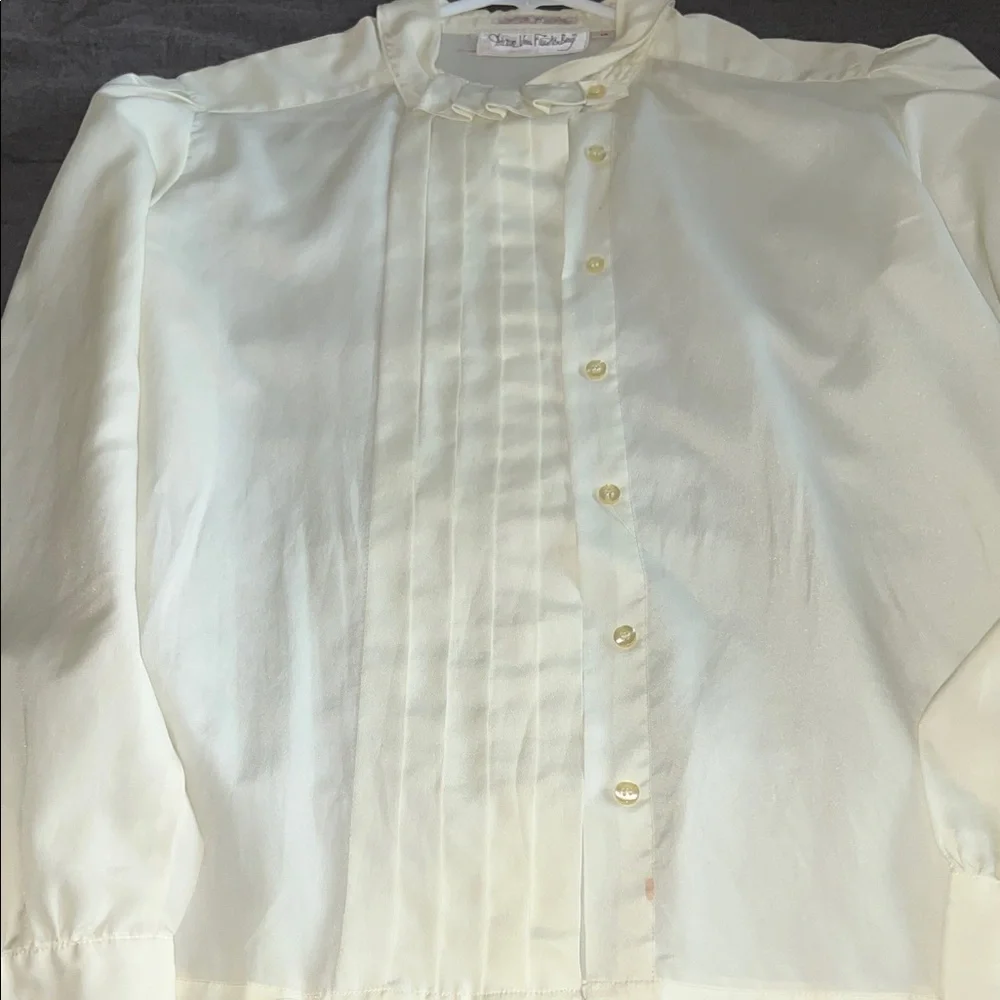 Cream Ruffled Blouse - Picture 2 of 4